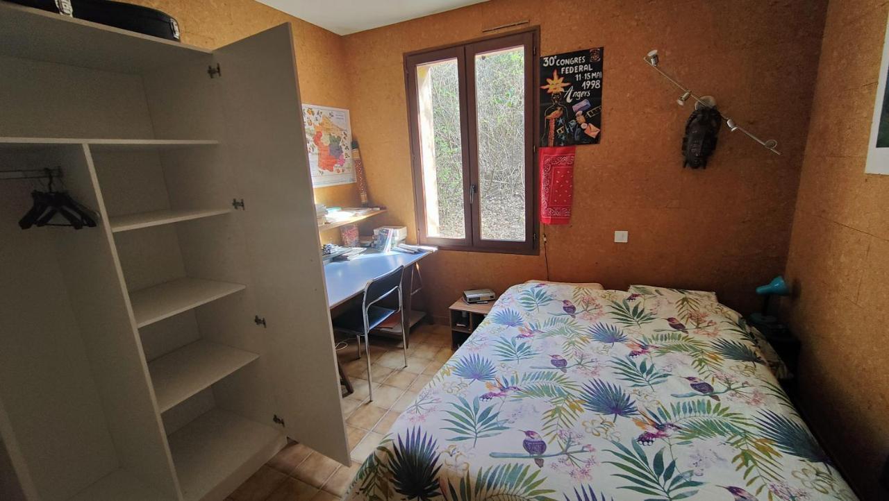 Chambre Dans Villa Le Chaffaut-Saint-Jurson Kültér fotó