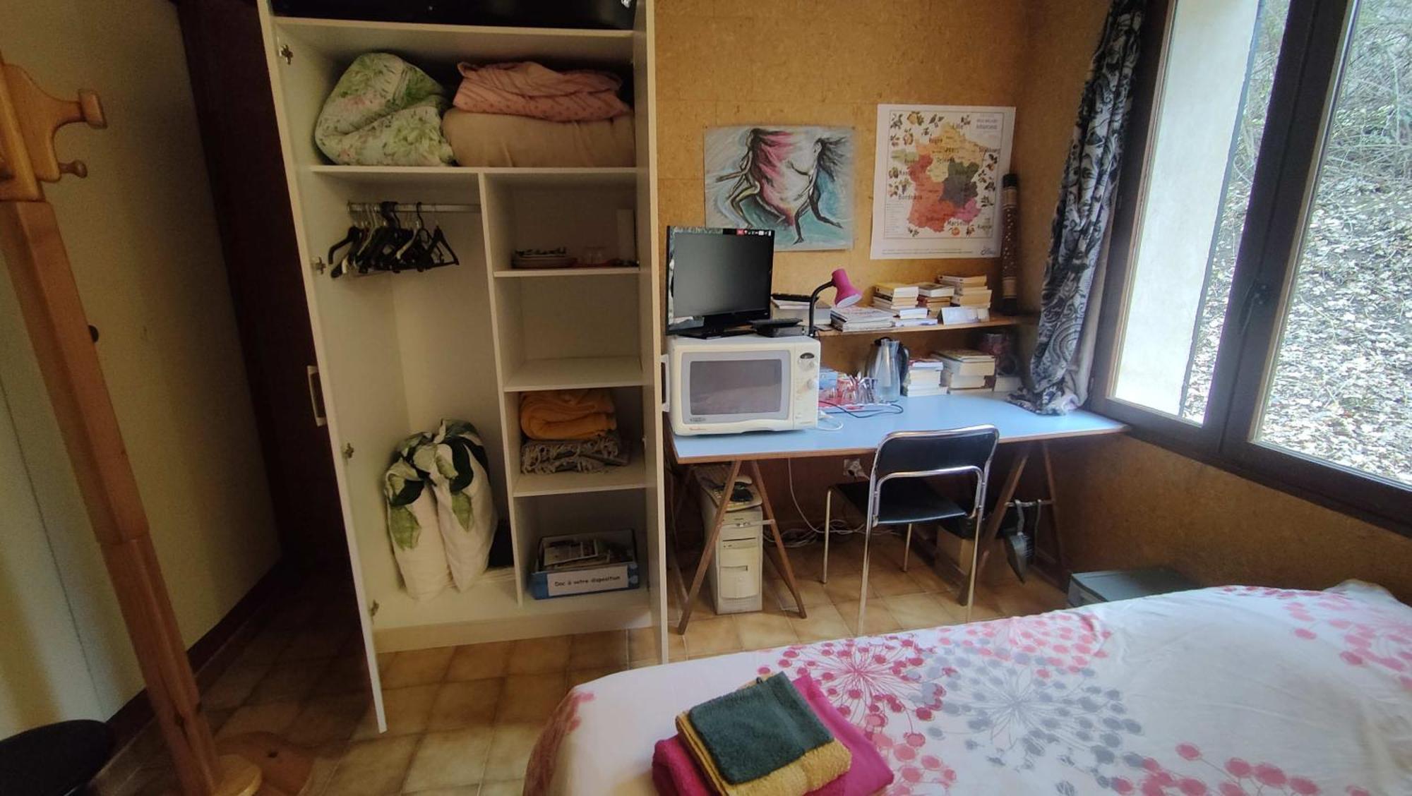 Chambre Dans Villa Le Chaffaut-Saint-Jurson Kültér fotó